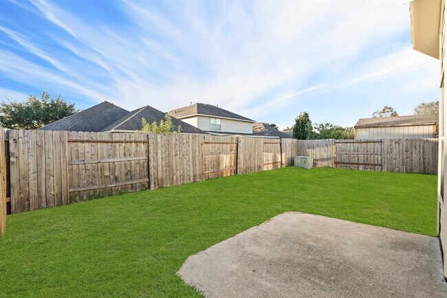 Building Photo - 5823 Creektrace Ln