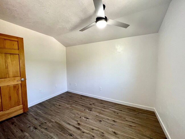 Building Photo - LONG TERM RENTAL