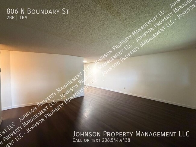 Building Photo - 806 N Boundary St