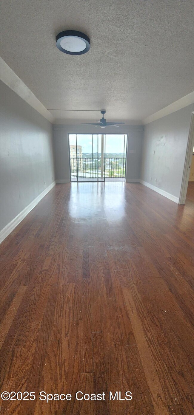 Building Photo - 500 Palm Springs Blvd