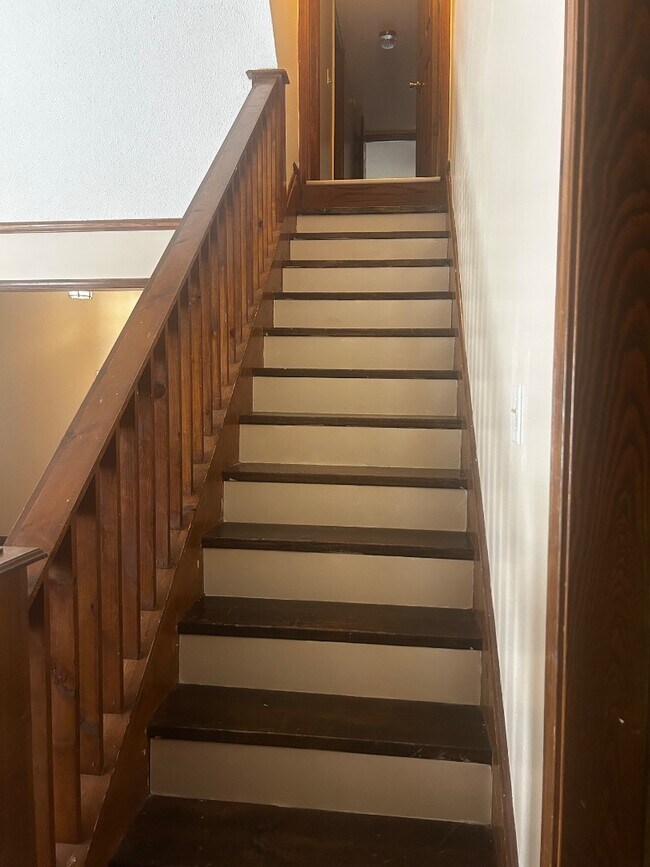 Building Photo - 500 Bedlington Dr
