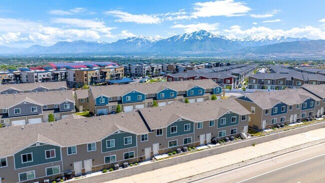 Overview - Herriman Townhomes - FC