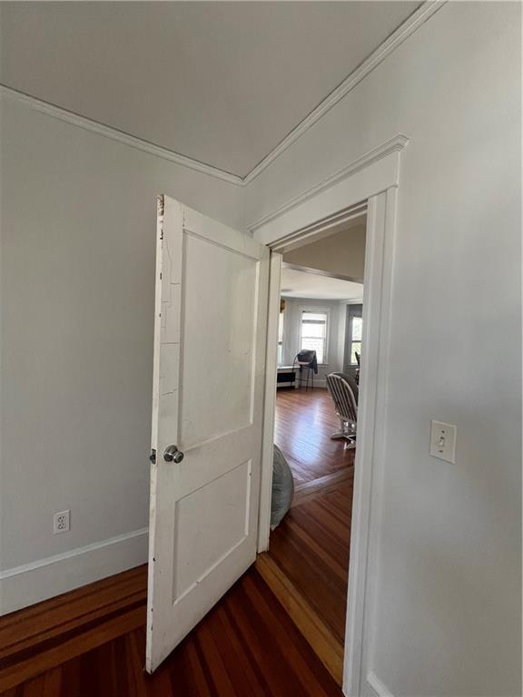 Building Photo - 28 Thurston Ave