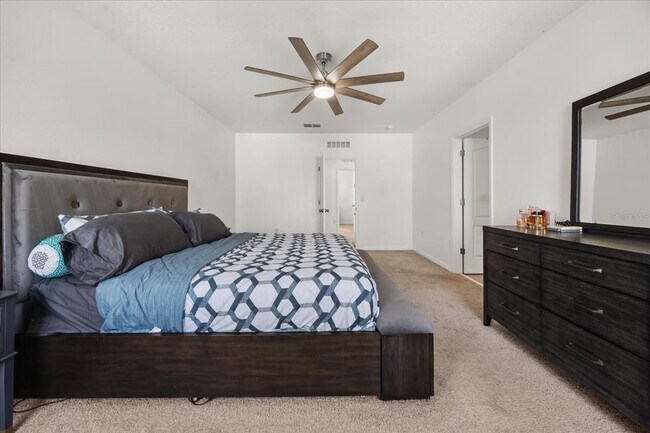 Building Photo - 1467 Riverboat Dr