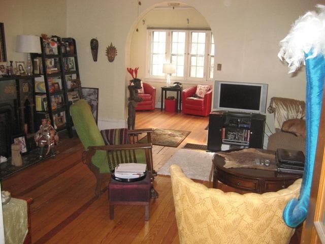 Building Photo - 40 E Ellsworth Ave