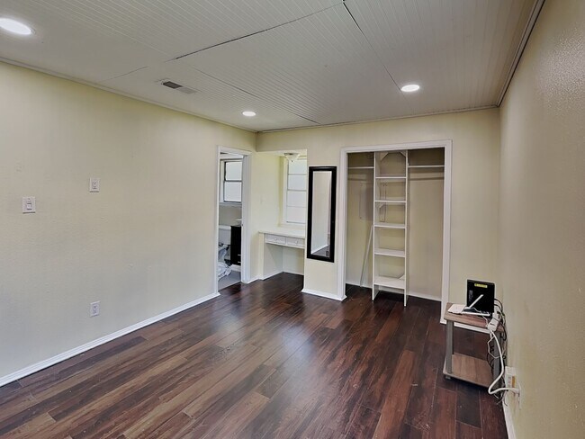 Building Photo - Private Backyard Oasis with Pool in the Heart of Saginaw!