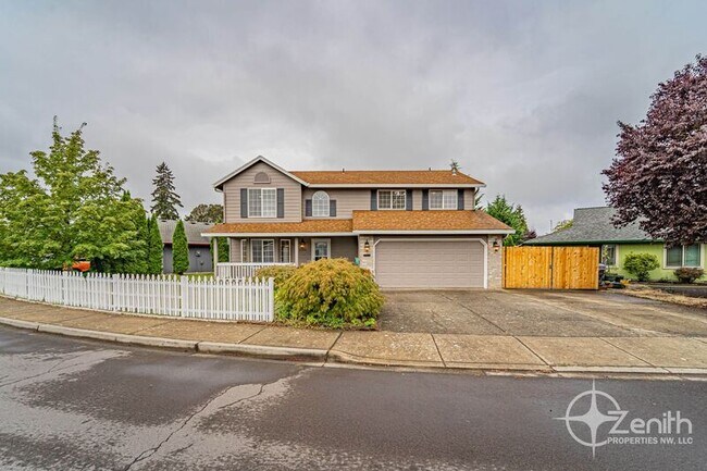 Building Photo - 10404 NE 65th Ave