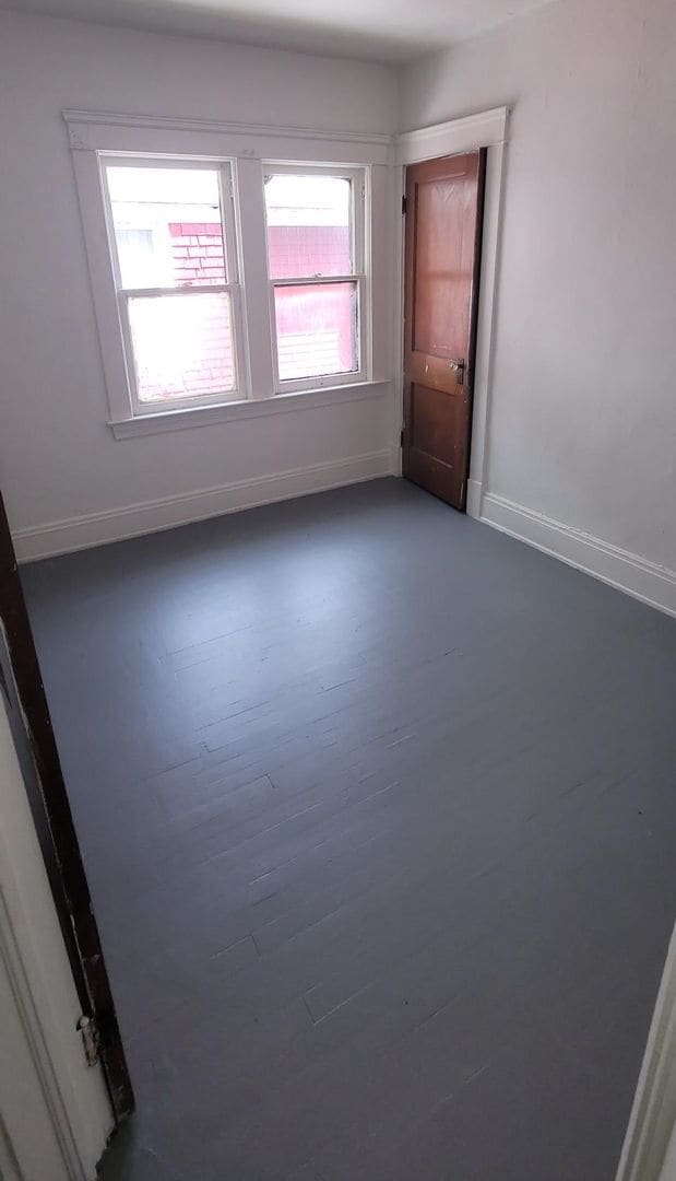 Building Photo - 626 E 130th St