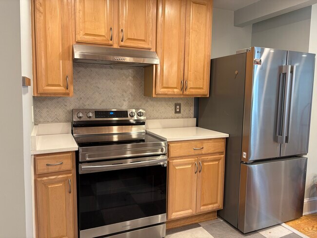 Building Photo - 4036 1st St