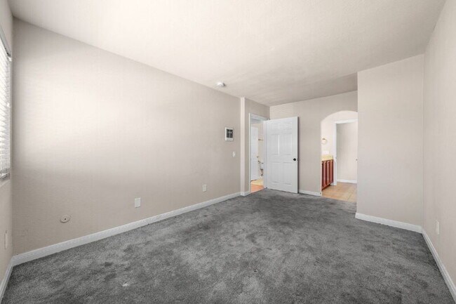 Building Photo - 12719 Robison Blvd