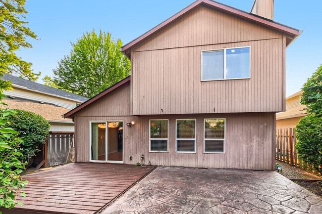 Building Photo - 4605 SW 164th Terrace
