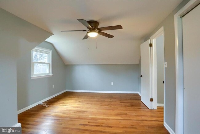 Building Photo - 685 Knight Rd