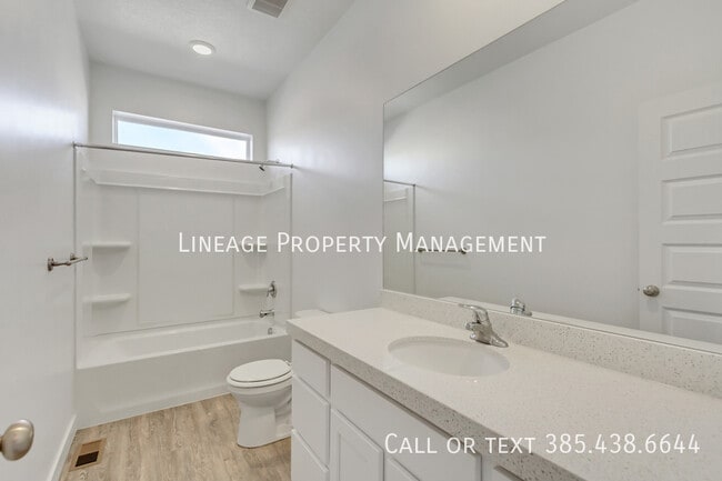 Building Photo - 3559 S Lydia Ann Ln