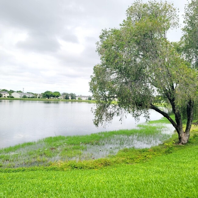 Building Photo - 3421 NW 44th St