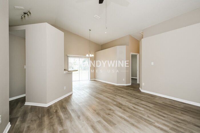 Building Photo - 1003 Dorking Way