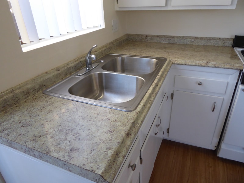 Building Photo - 214 Melrose Dr