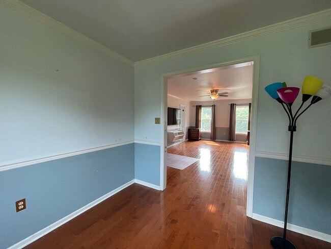 Building Photo - 3 Fox Chase Ln