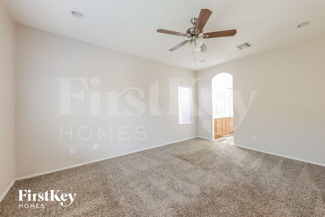 Building Photo - 4621 W Fortune Dr