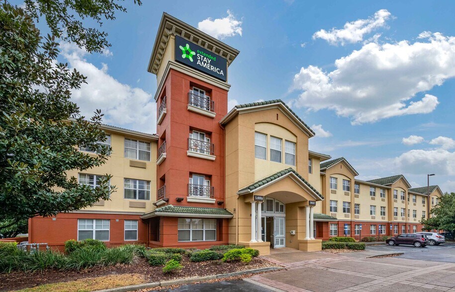 Building Photo - Furnished Studio-Orlando - Southpark - Com...