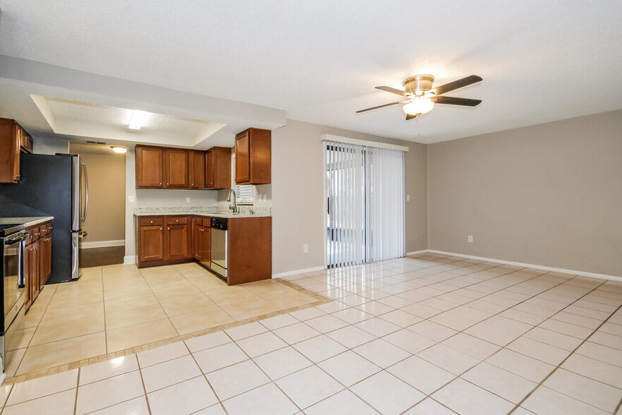 Building Photo - 602 Cedar Grove Dr
