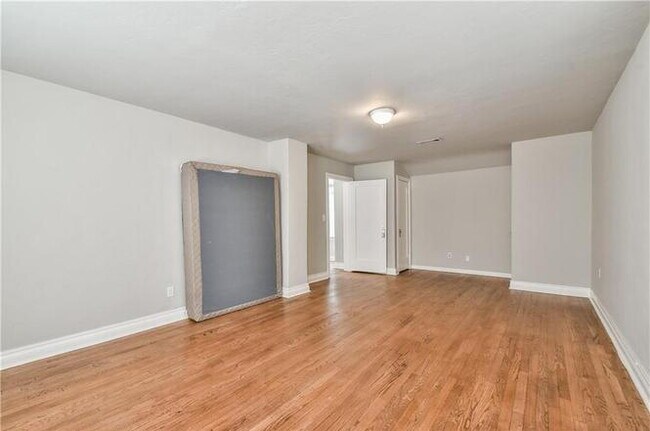 Building Photo - This is where timeless style meets today's conveniences.