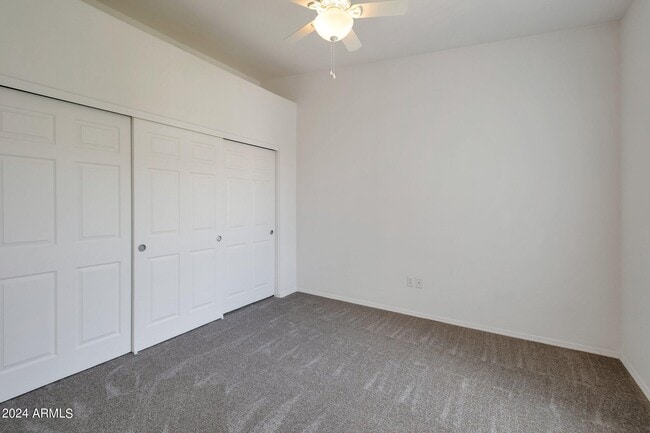 Building Photo - 10136 E Southern Ave