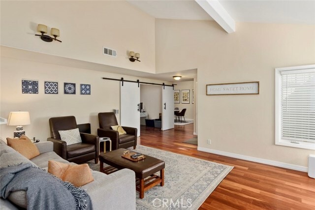 Building Photo - 25 Birdsong