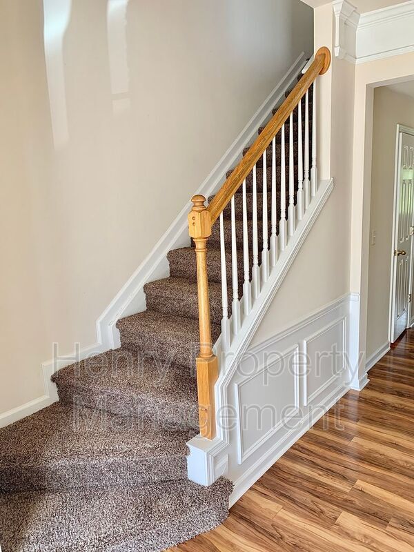 Building Photo - 417 Ruby Walk Dr