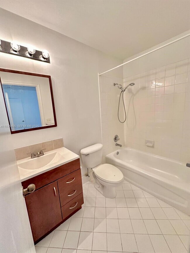 Building Photo - 3624 San Simeon Cir