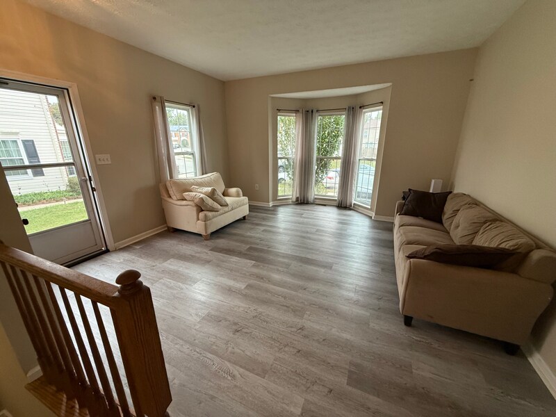 Building Photo - 315 Timberbrook Ct