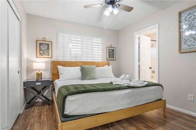 Building Photo - 5235 Zebra Ct