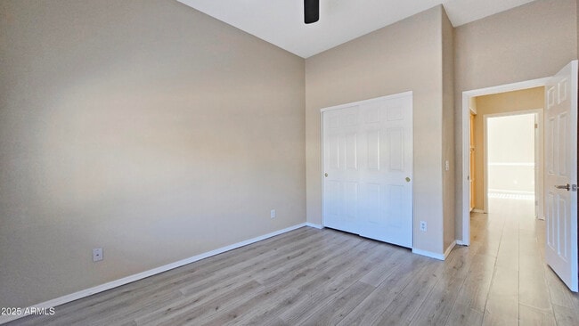 Building Photo - 13586 W Monte Vista Rd