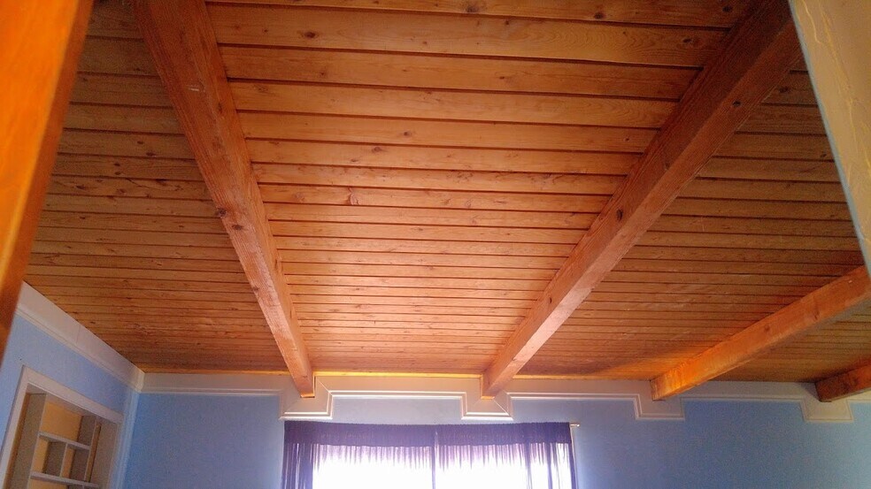 Building Photo - 2395 Jade Ave