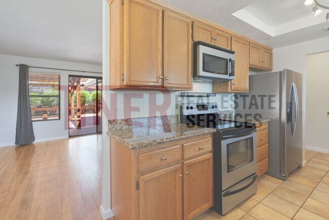 Building Photo - 5807 Filbert Ave