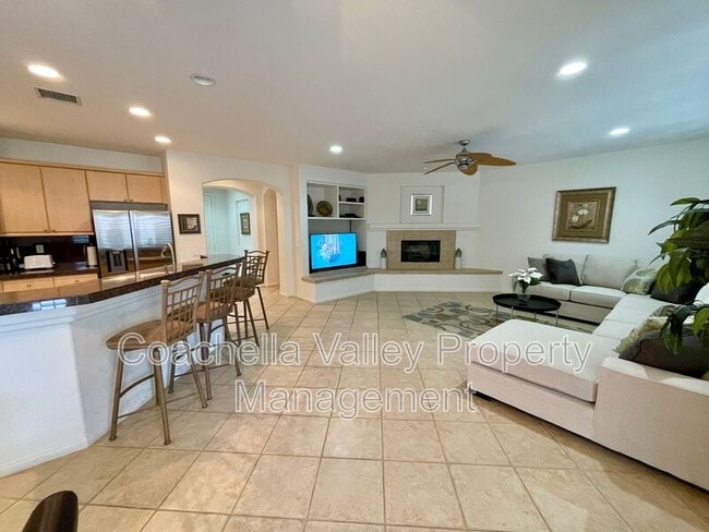 Building Photo - 168 Via Martelli