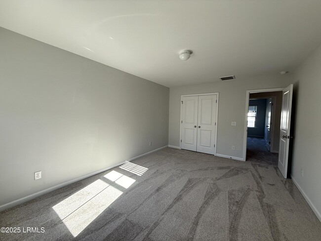 Building Photo - 1069 S Innovation Dr