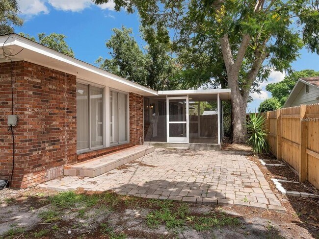 Building Photo - 2608 Constitution Blvd