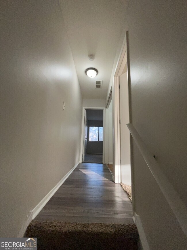 Building Photo - 6349 Holcomb Way