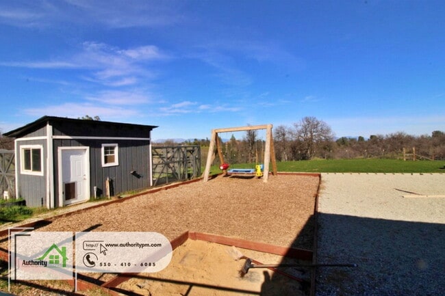 Building Photo - 18848 Lorina Dr