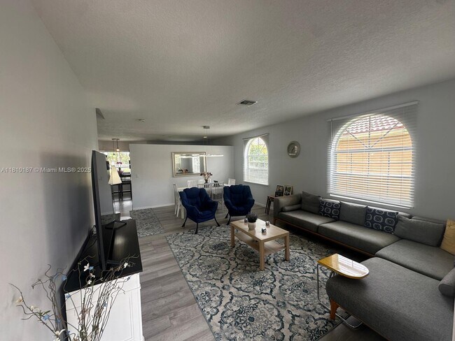 Building Photo - 3697 Miramontes Cir