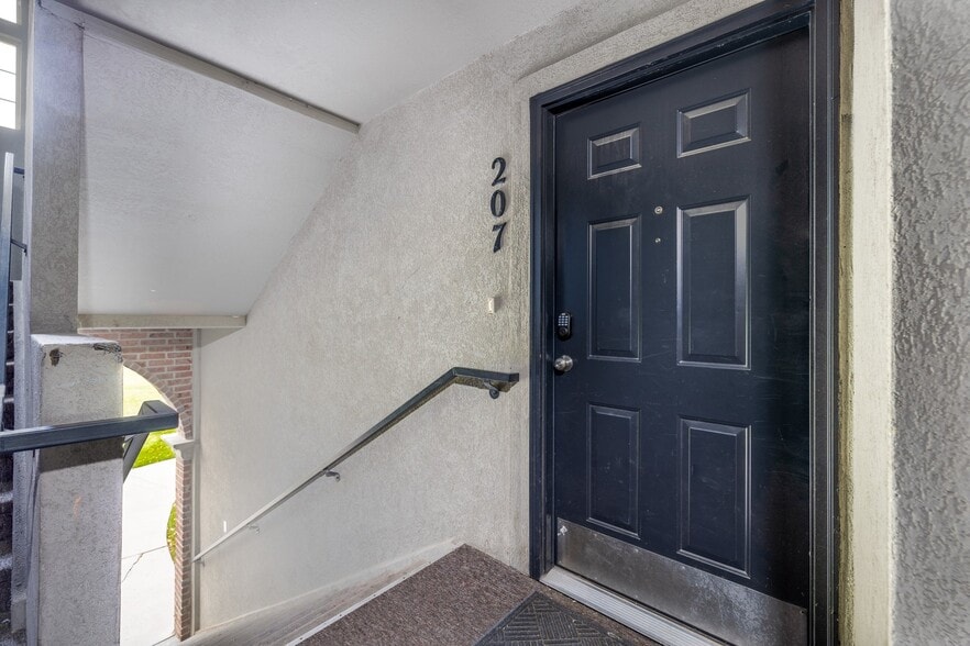 Building Photo - 1768 W 1300 S