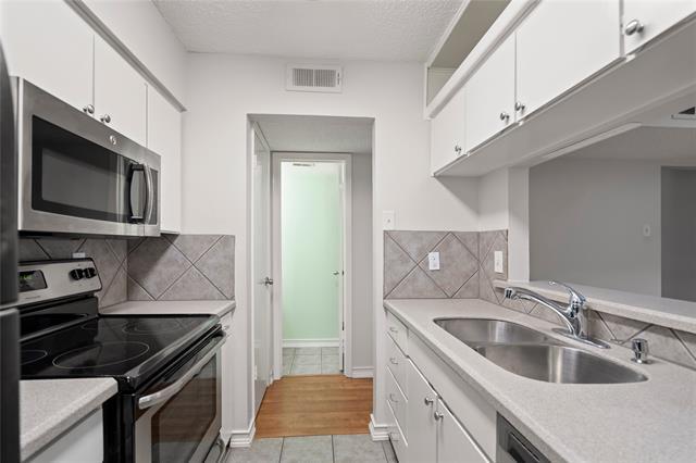 Building Photo - 4020 Holland Ave