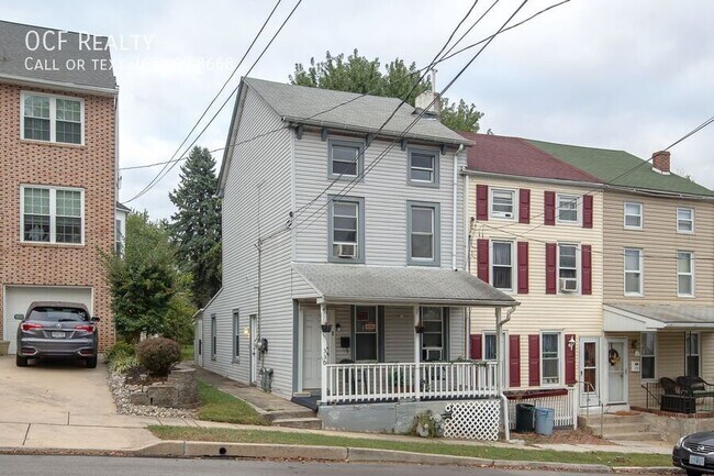 Building Photo - 330 W 3rd Ave