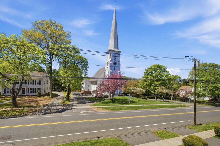 Building Photo - 883 Worthington Rdg