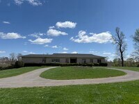 Building Photo - 18020 Edwards Ferry Rd