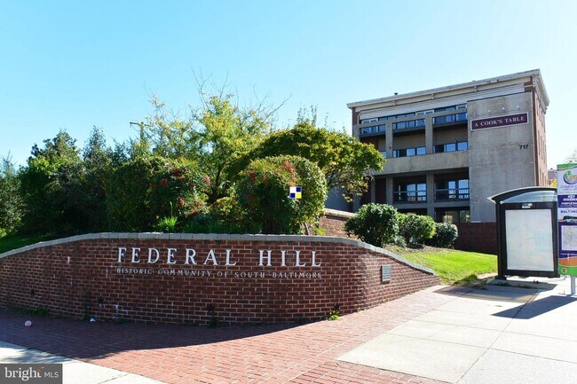 Building Photo - 107 E Fort Ave