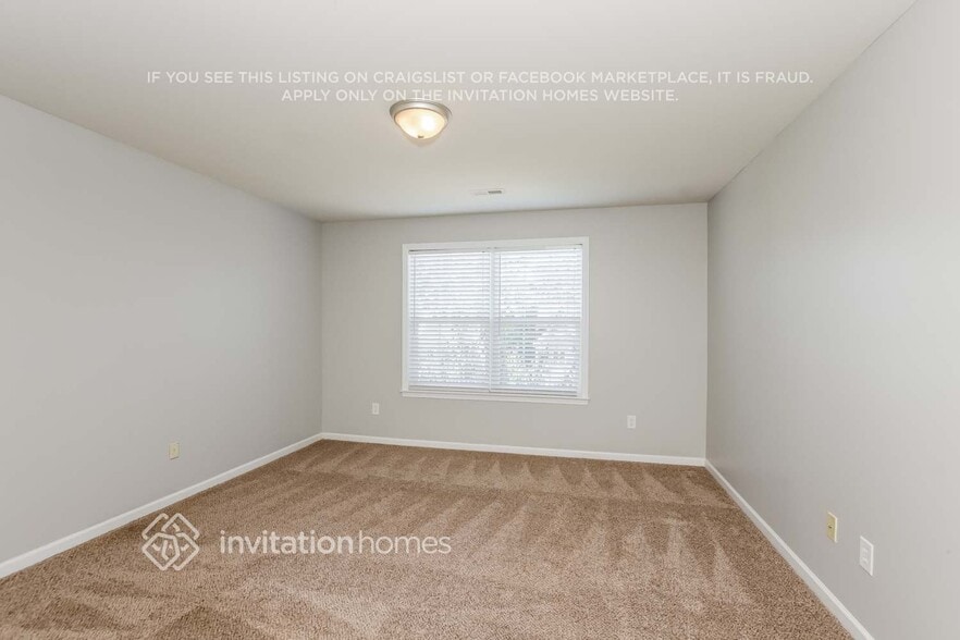 Building Photo - 1220 Brough Hall Dr