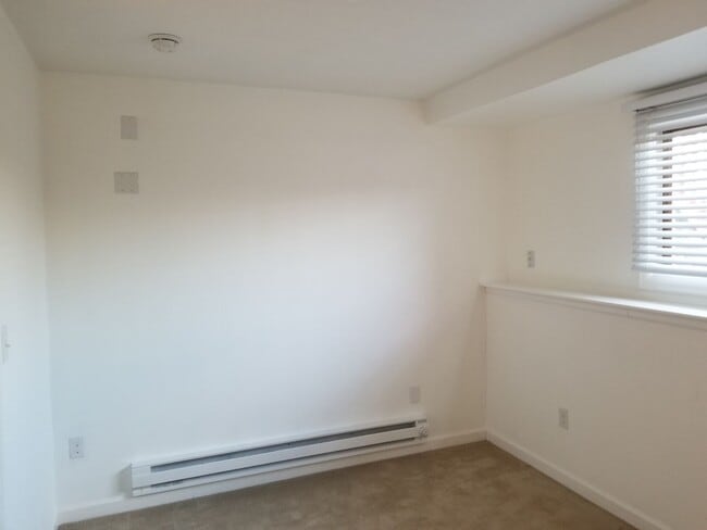 Building Photo - 2836 Troxell Ave