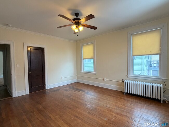 Building Photo - 41-43-43 Hebron St