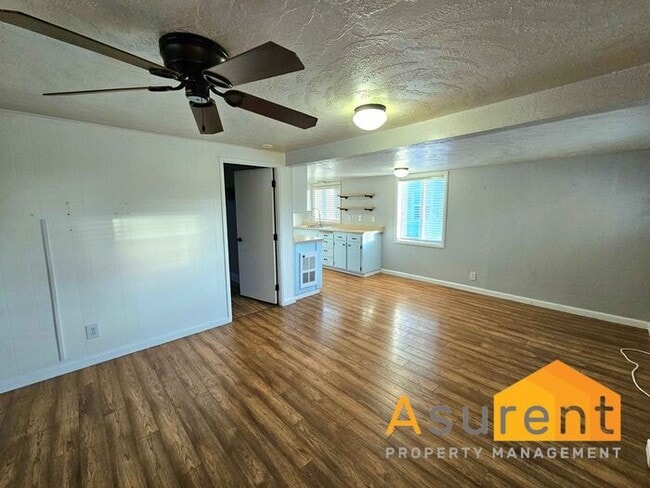 Building Photo - Beautiful Single-Level Home Located in the desirable East Medford neighborhood